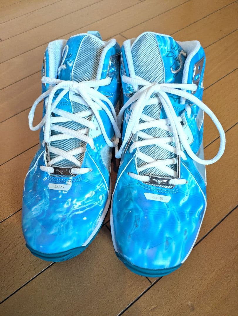 お値下げ中！Mizuno ウェーブダイバーズ 24.0　完売品