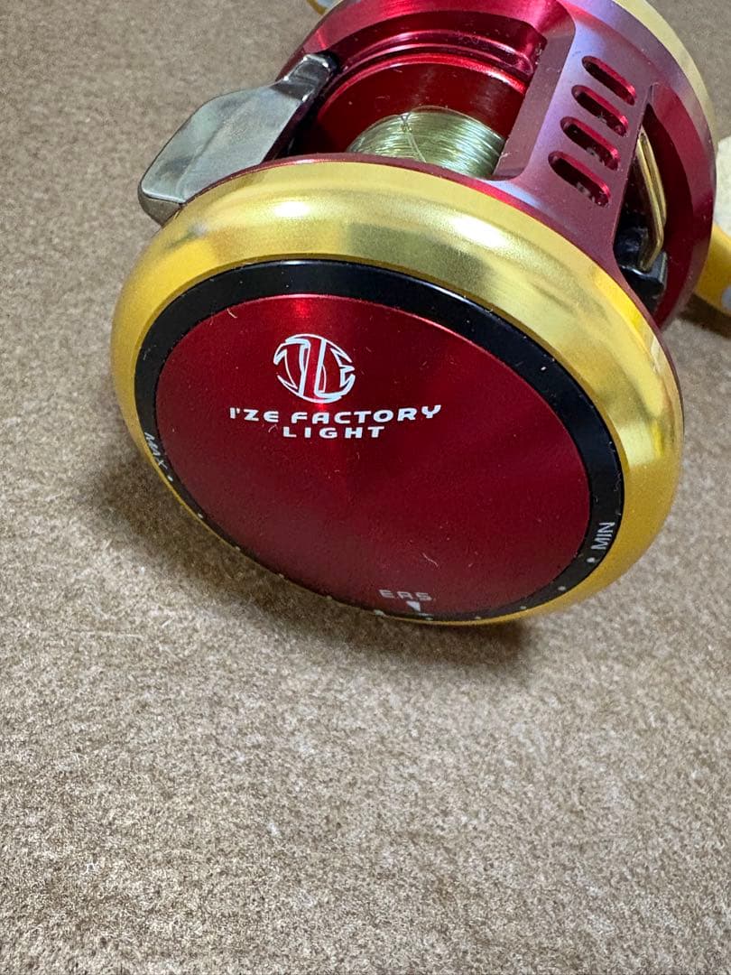Daiwa I'ZE FACTORY ベイトリール レッド/ゴールド　JAPAN