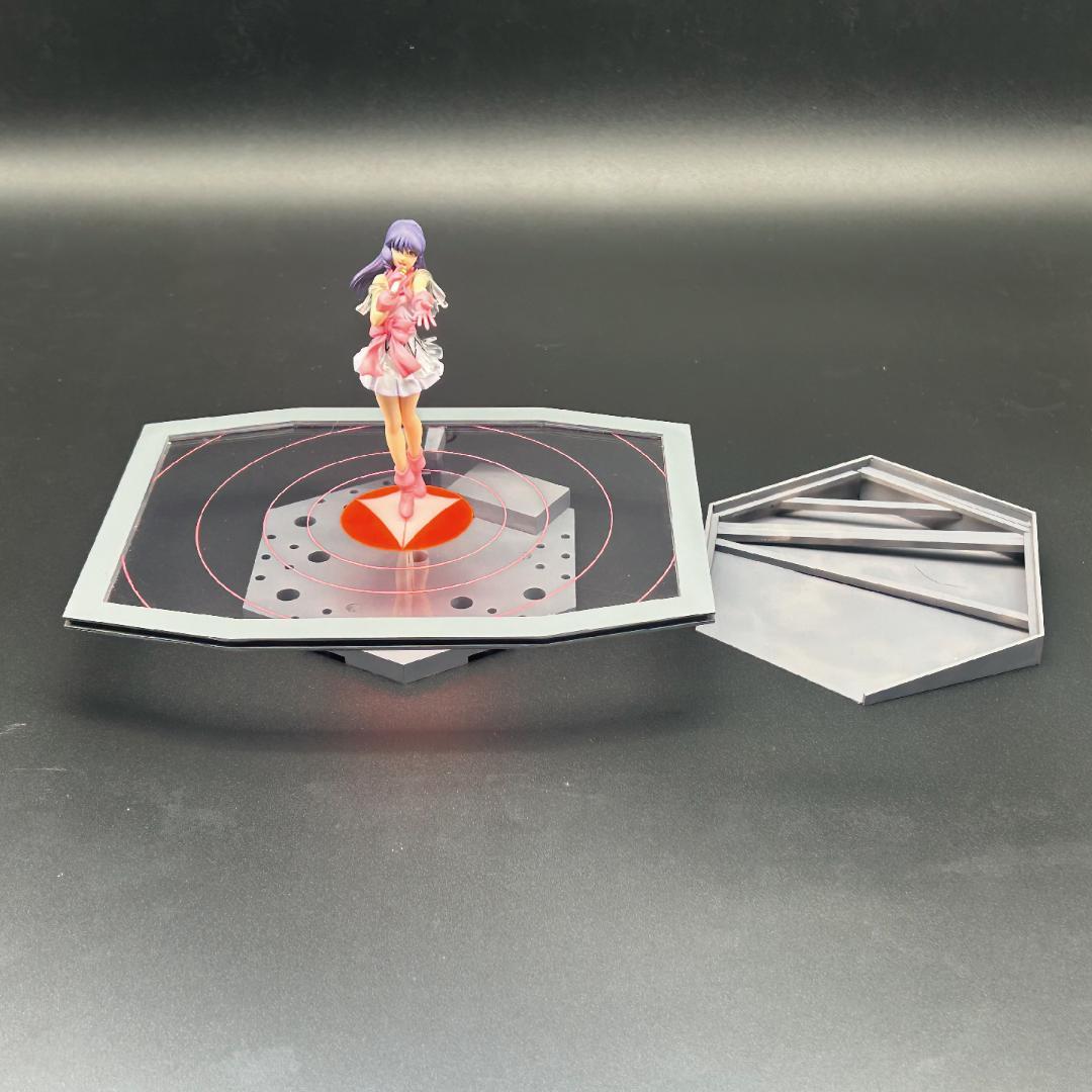 【電飾】VF-1バルキリー／リン・ミンメイ　塗装済完成品