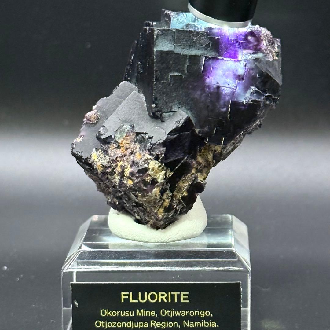 フローライト ナミビア Okorusu Mine産 蛍石 原石 24