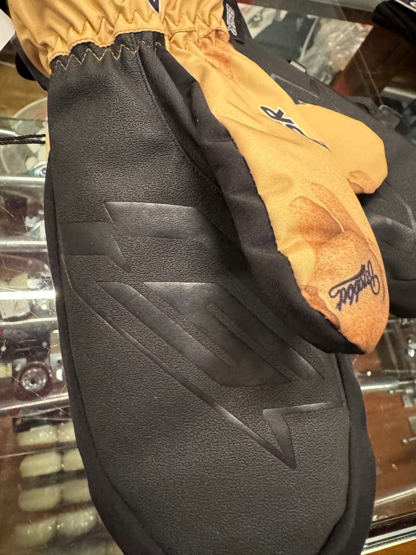 ビスラビット　bsrabbit スノーボード　ミトングローブ