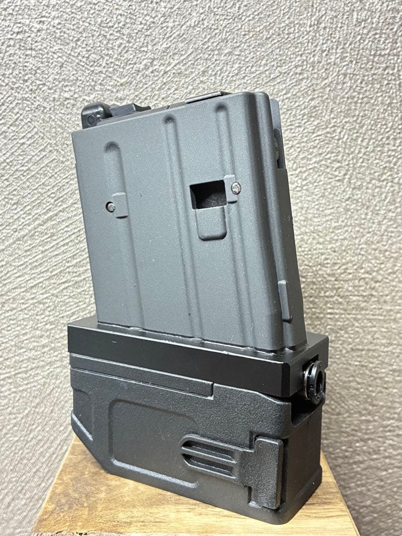 R7-34 東京マルイ GBB M4 マガジンアダプター 外部ソース仕様