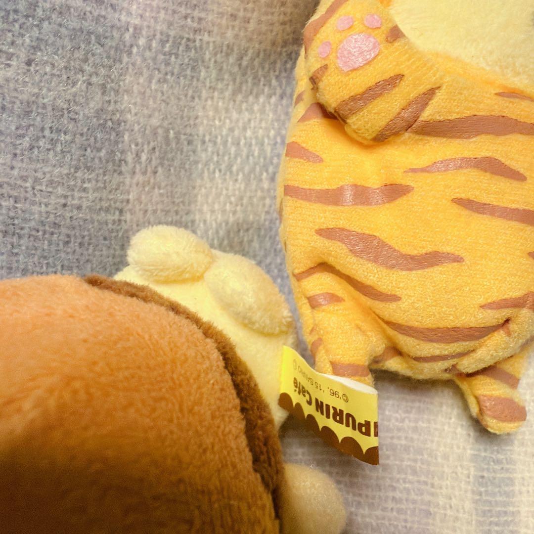 ポムポムプリンカフェ　マスコット　トラとタコヤキ