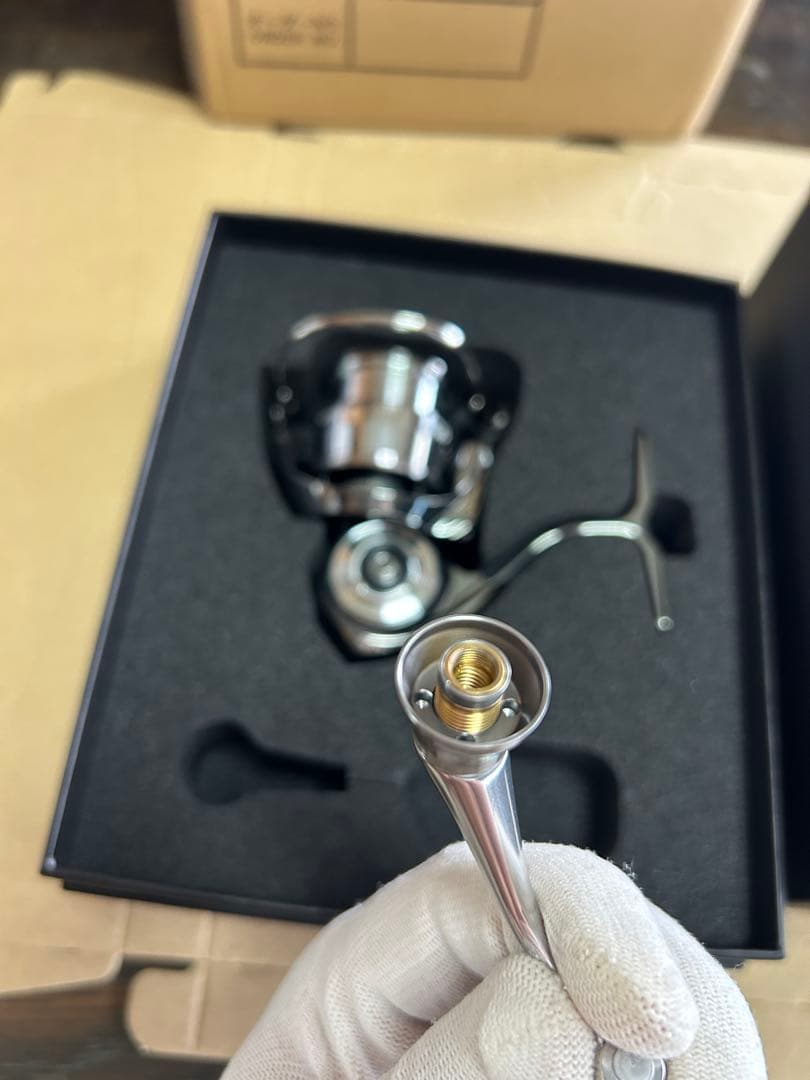 【新品未使用】ダイワ 22イグジストSF2000SS-P EXIST