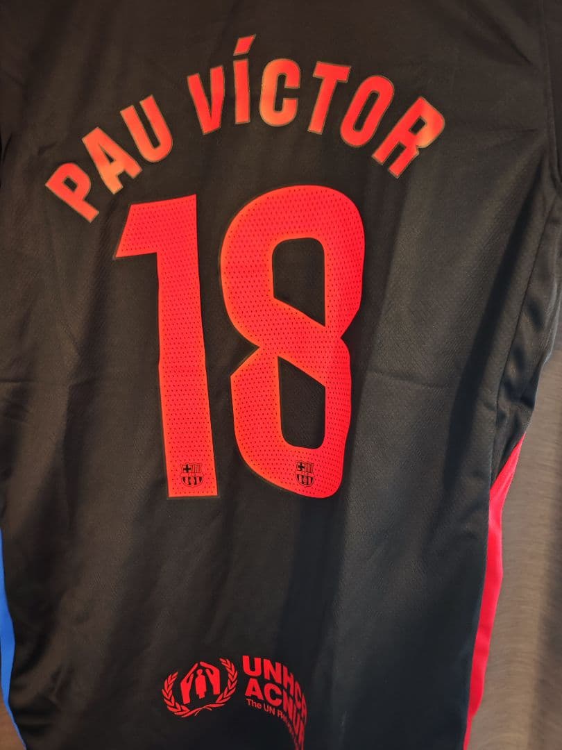 とりしょんバルセロナ トラビススコット コラボ ユニフォーム