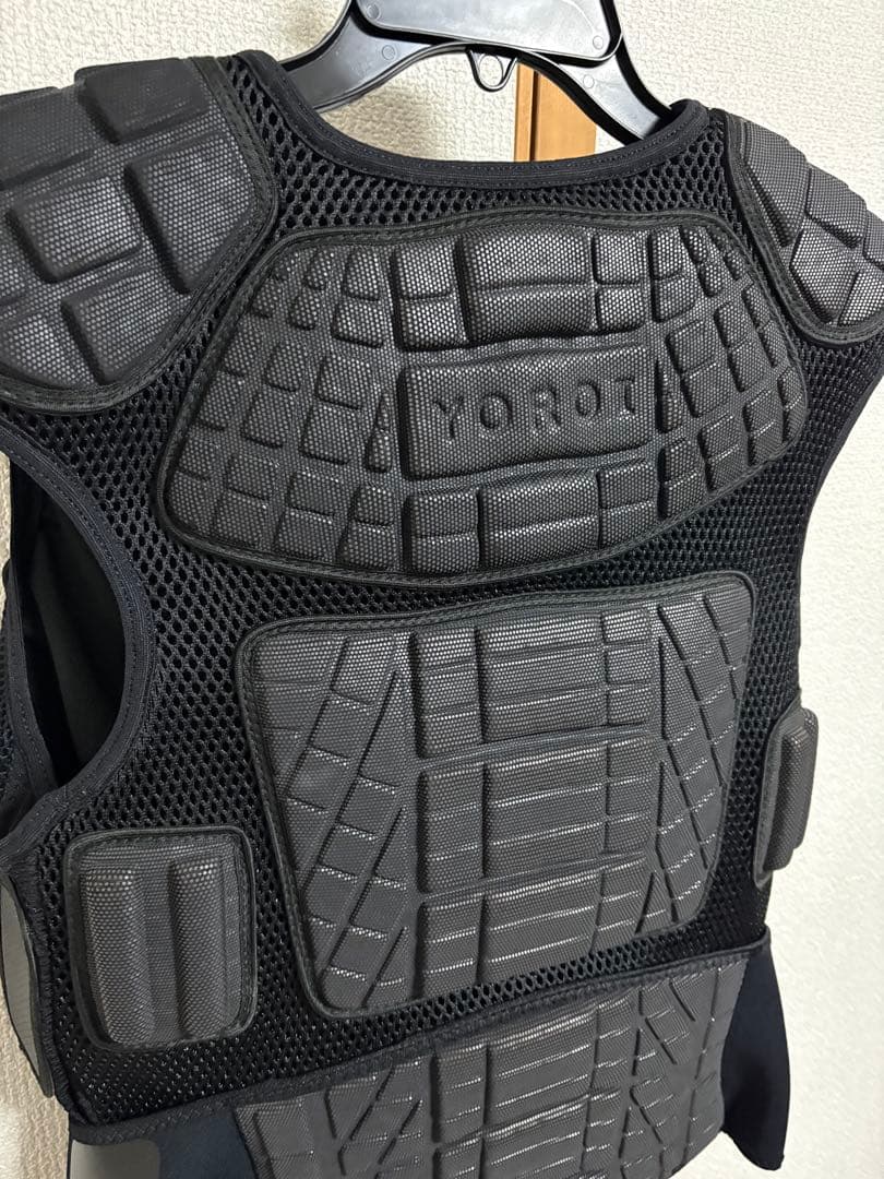 YOROI ブラック プロテクター ベスト
