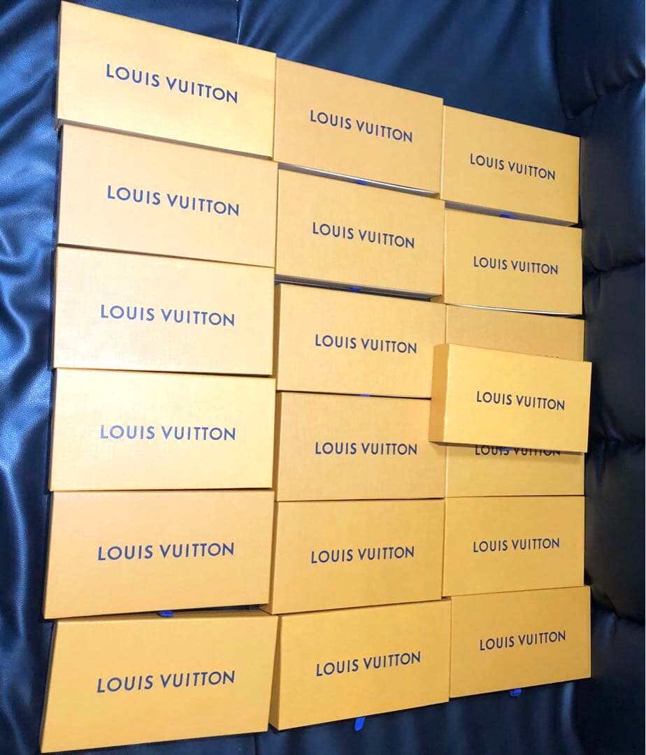 最終価格　ルイヴィトン　財布空箱47箱　保存袋　リボン　付属品　まとめ売り