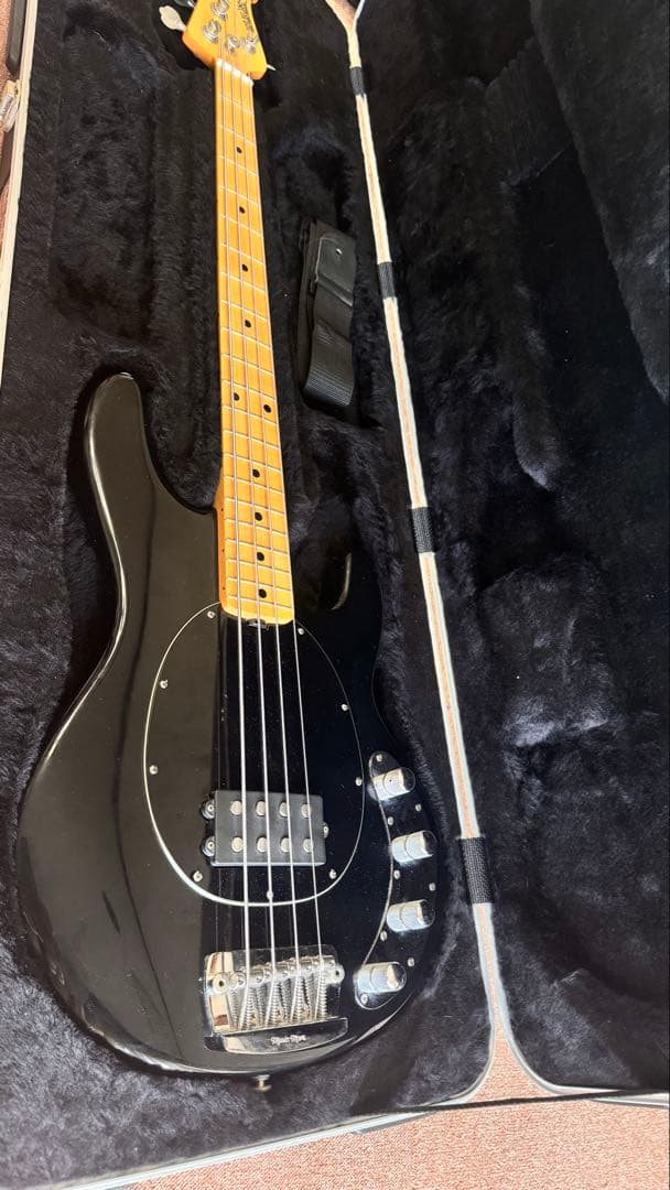 ミュージックマン　スティングレイ USA