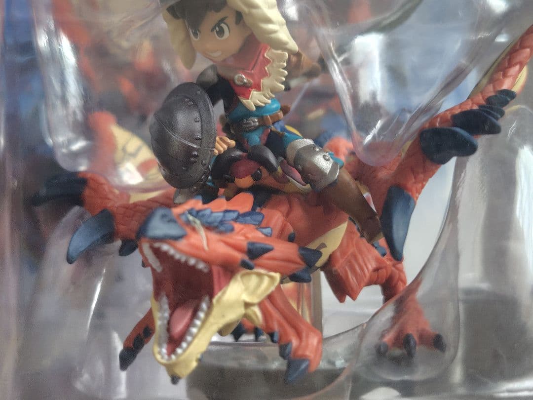 【未開封】amiibo 隻眼のリオレウス&ライダー (男の子)