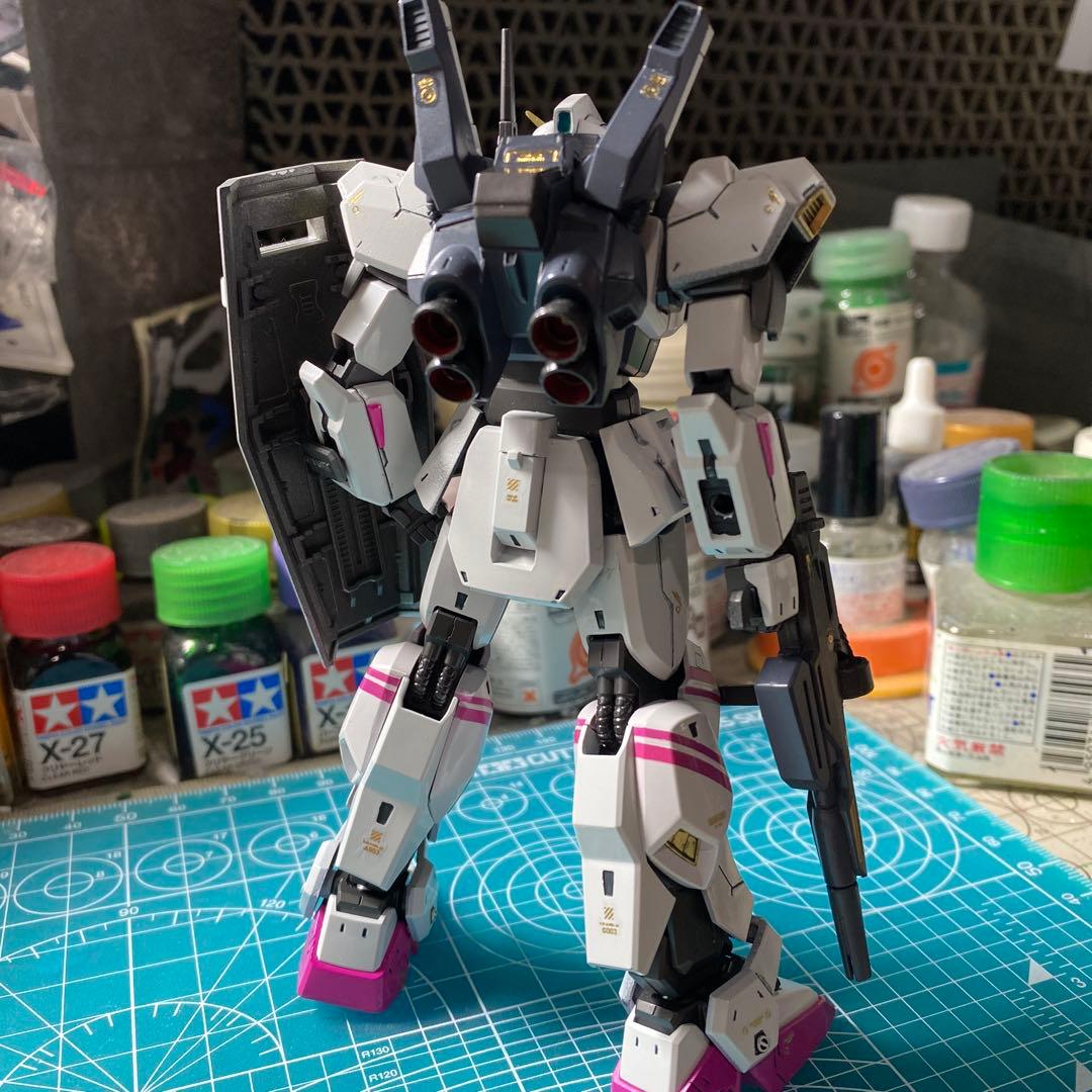 完成品　HGUC ガンダムMk–Ⅱ アムロイメージカラー