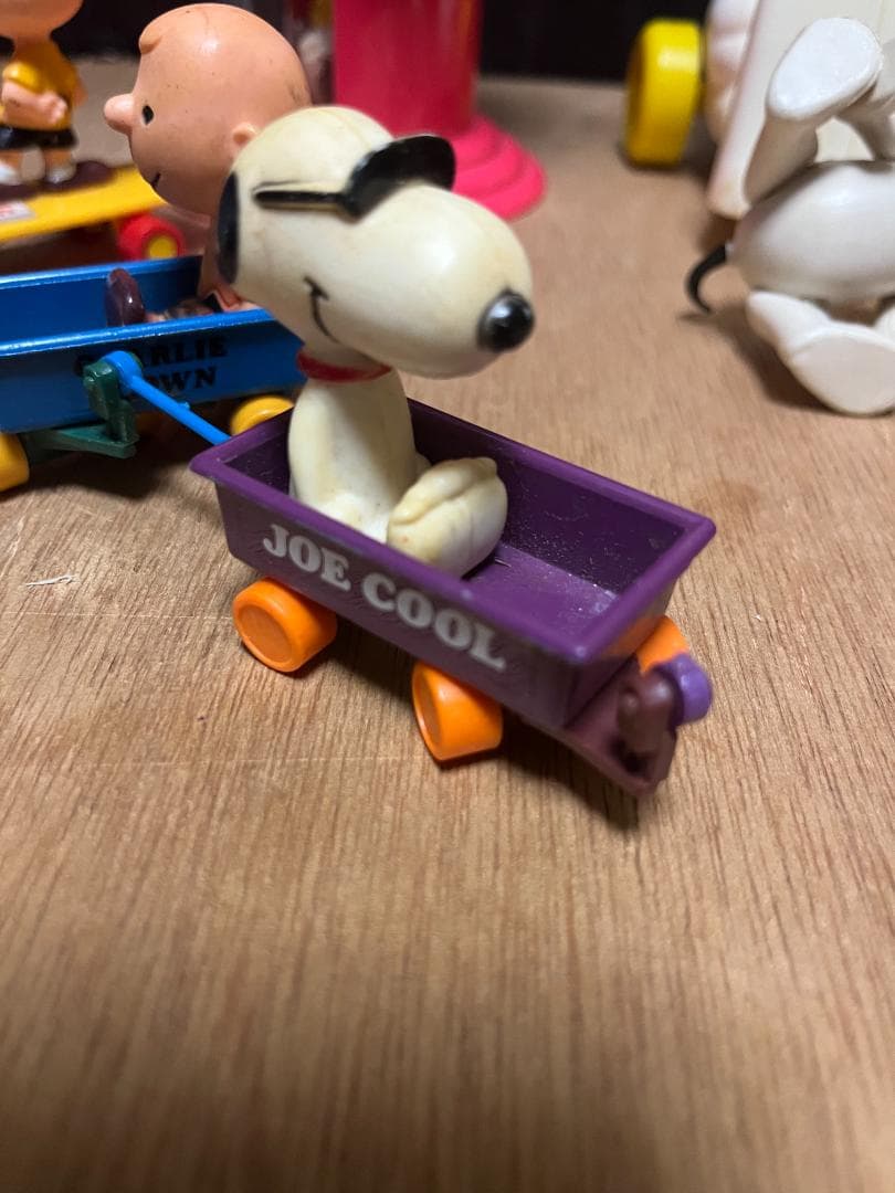 AVIVA　スヌーピー　SNOOPY　トロッコ　ダイキャストミニカー