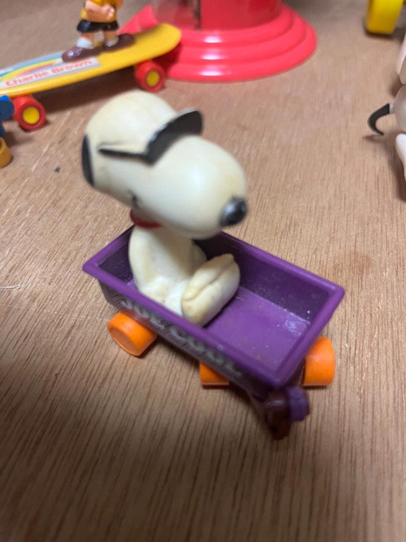 AVIVA　スヌーピー　SNOOPY　トロッコ　ダイキャストミニカー