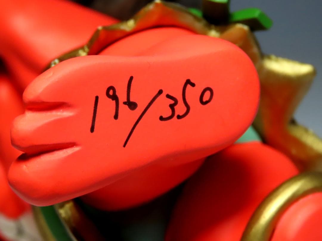 【瀧下和之】　　赤鬼　　桃太郎フィギュア