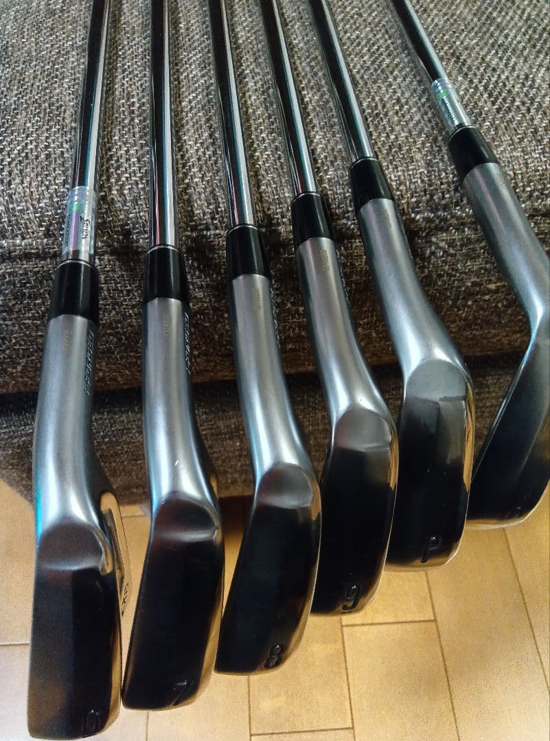 【超美品】スリクソンZXi5 DG85 S200 #６〜AW ６本セット