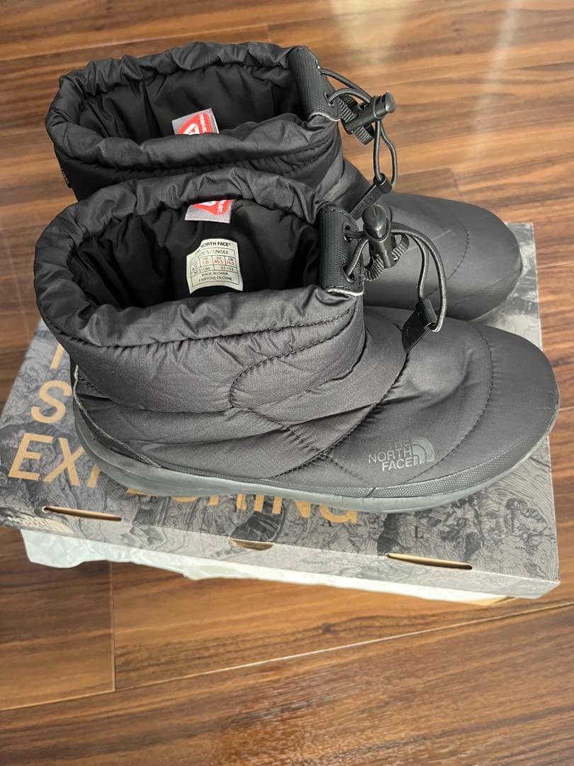 ノースフェイスヌプシ ブーティ ウォータープルーフ ショートブーツ