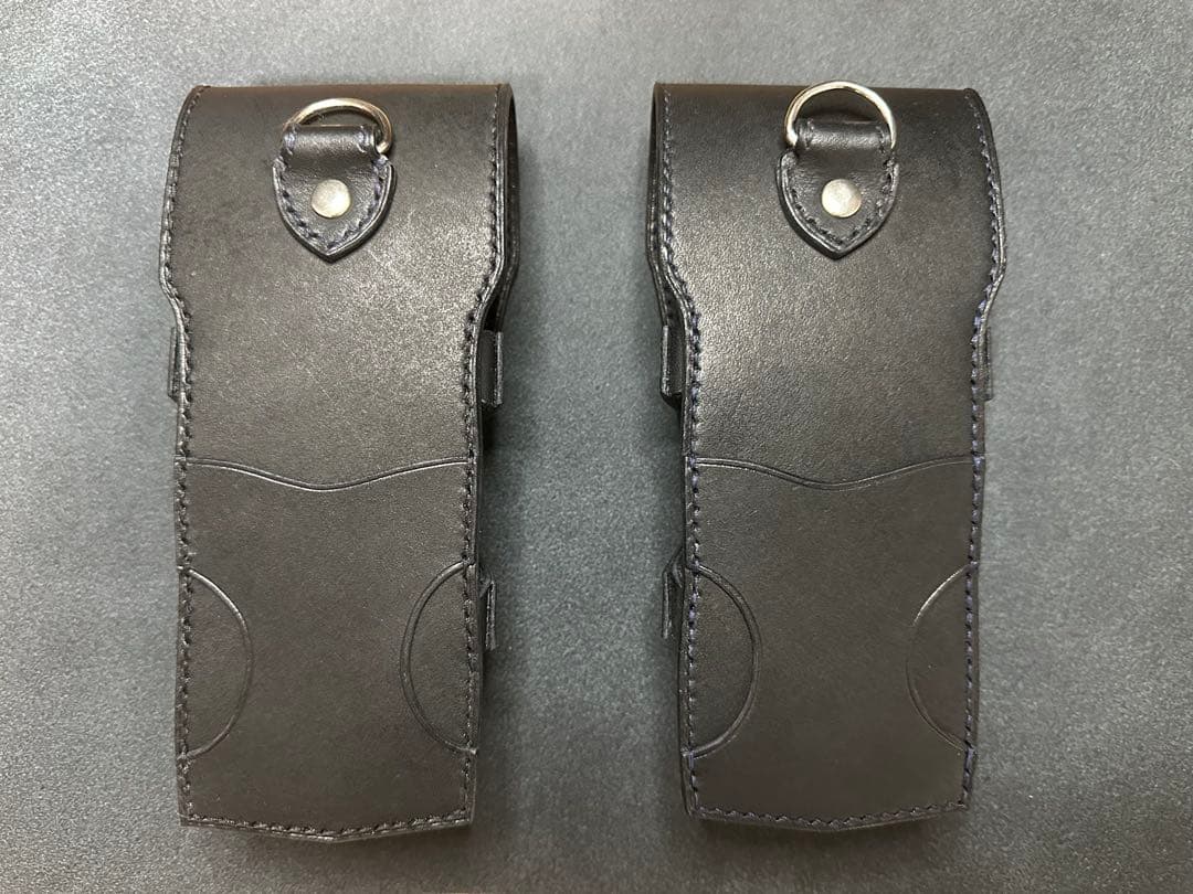 ダーツケースカバー（黒、ステッチ:紺）