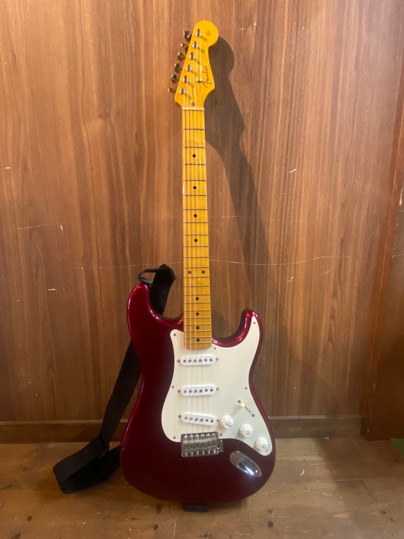 Fender フェンダー ストラトキャスター レッド エレキギター　良品