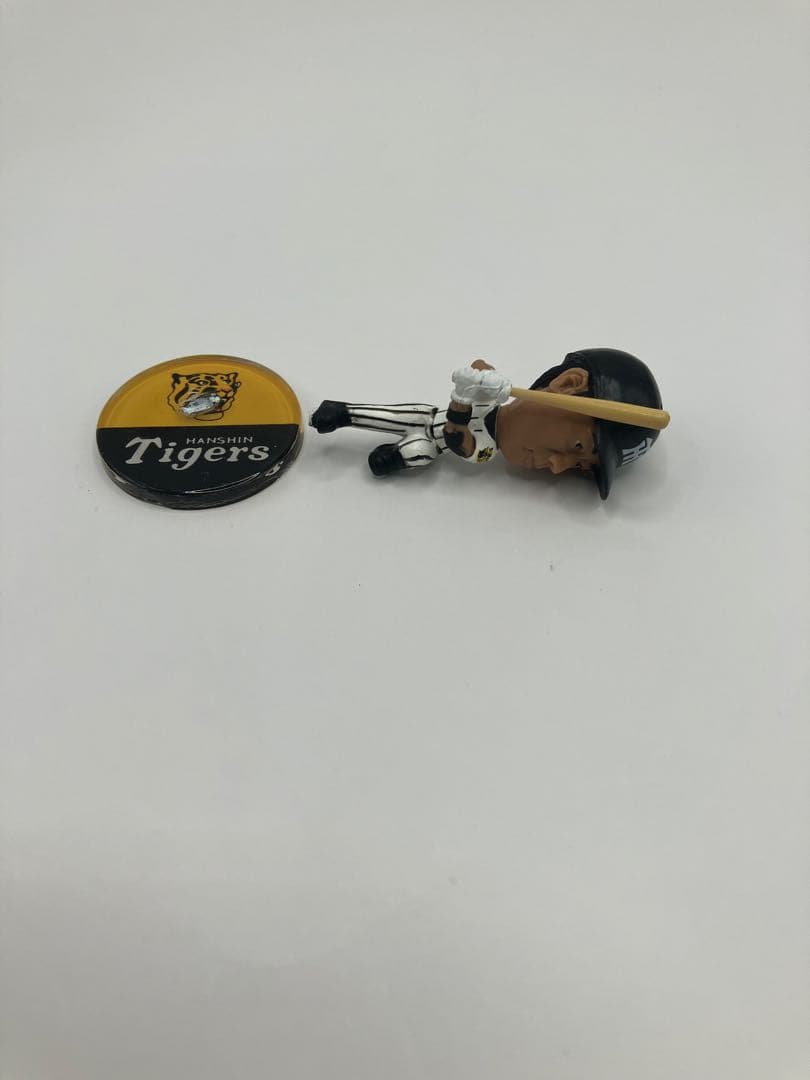 コレクター必見！阪神タイガース Tigers フィギュア 藤川球児 岡田監督Y