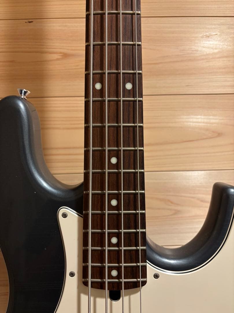 ベース Xotic XJ-1T 4st charcoal frost llic