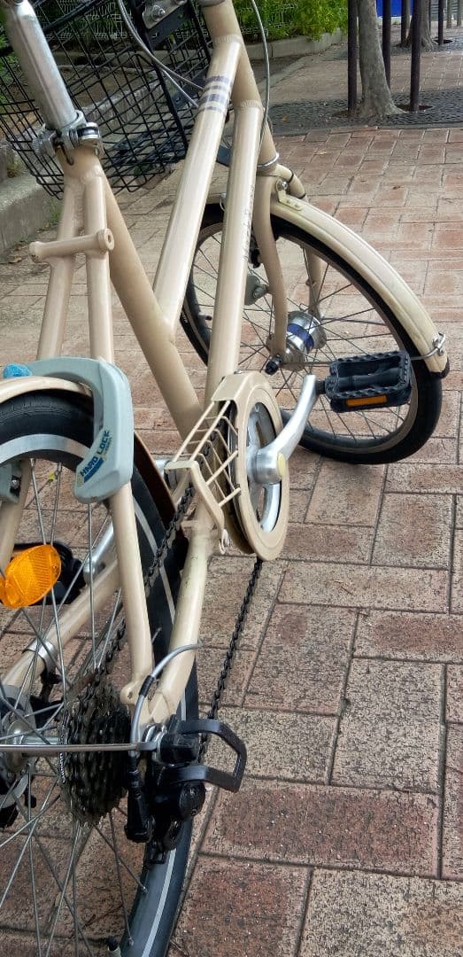 ブリジストン　アルミ軽量ミニベロ(20㌅)　大阪府八尾市 お引取り限定[配達可]