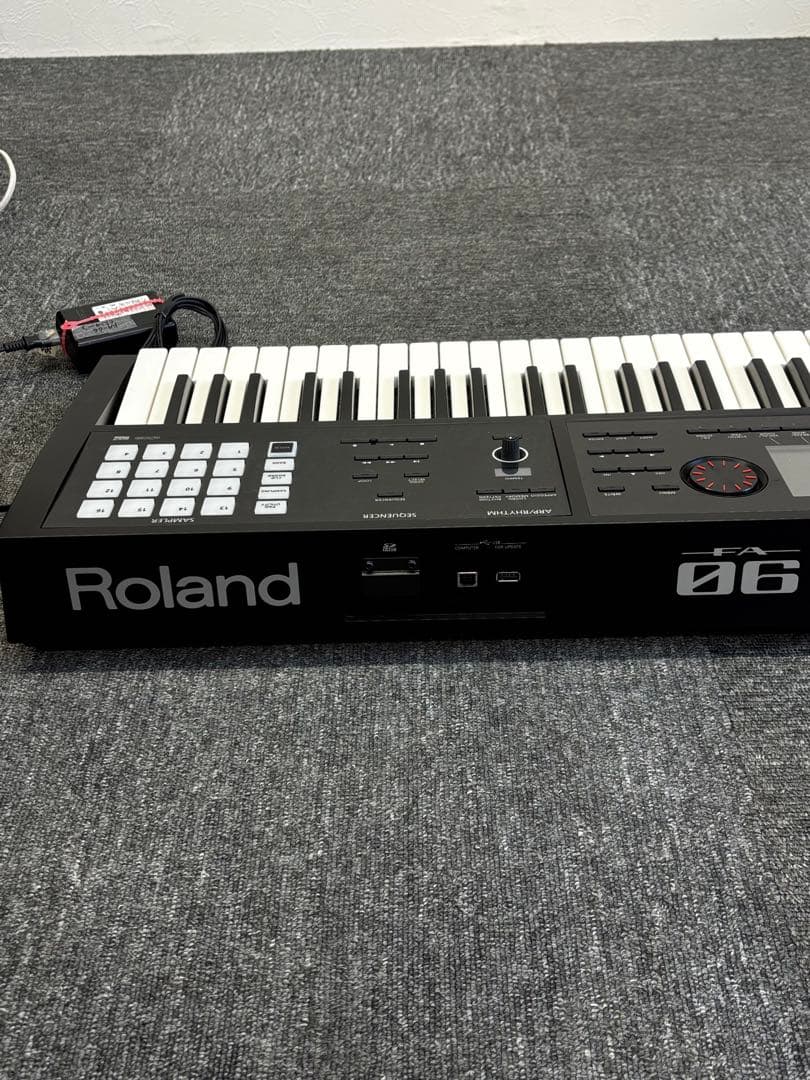 Roland FA06 シンセサイザー ACアダプター&ケース付き ローランド