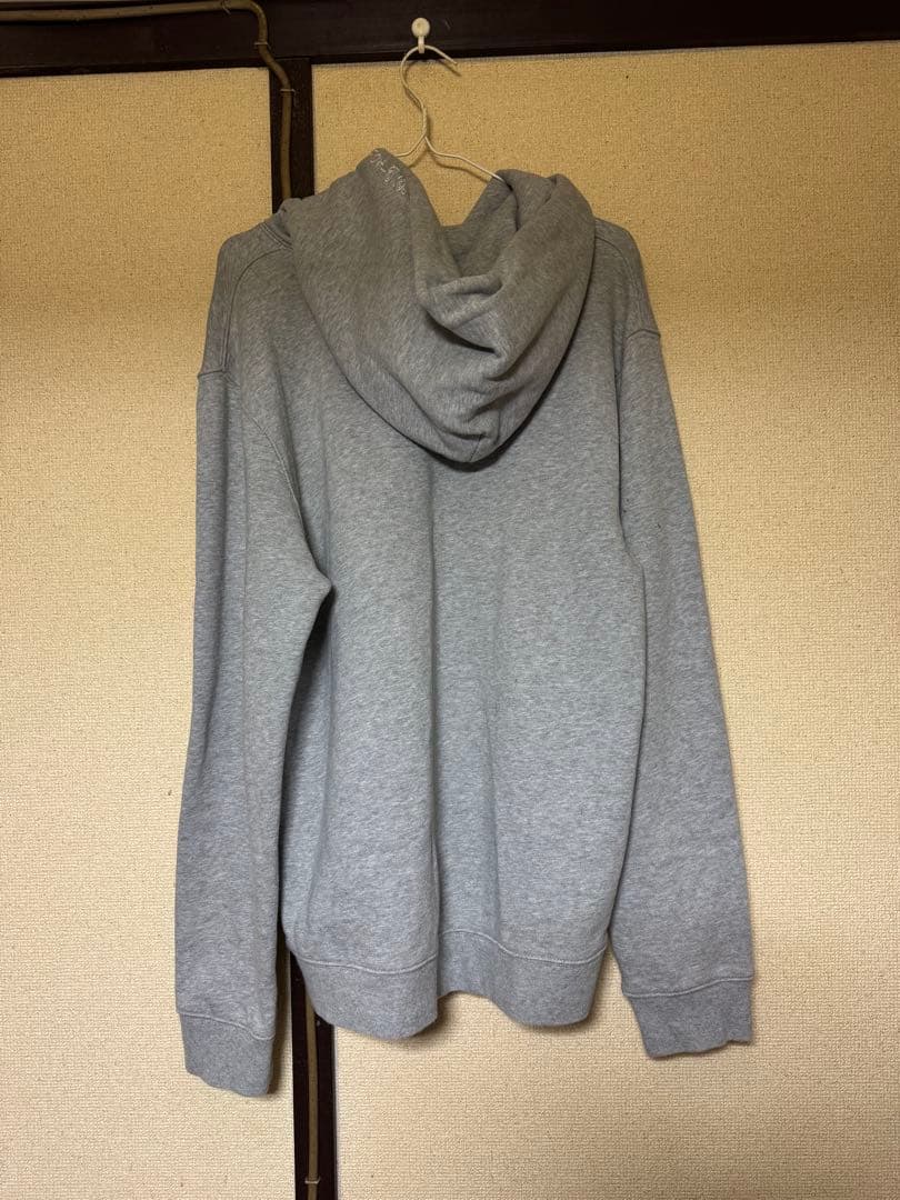 Stussy グレー フード付きスウェット