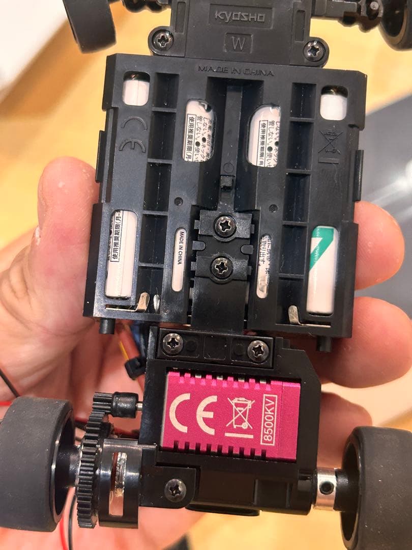 京商　mr-04evo2 ミニッツ Racer LED w-mm/8500kv