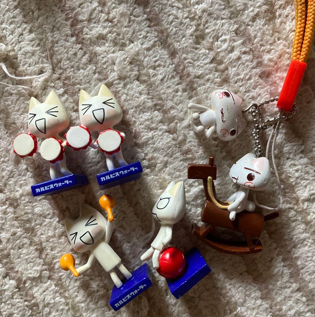 どこでもいっしょ　ポケットワールド　14種類　カルピス　3種類　ストラップ　1個