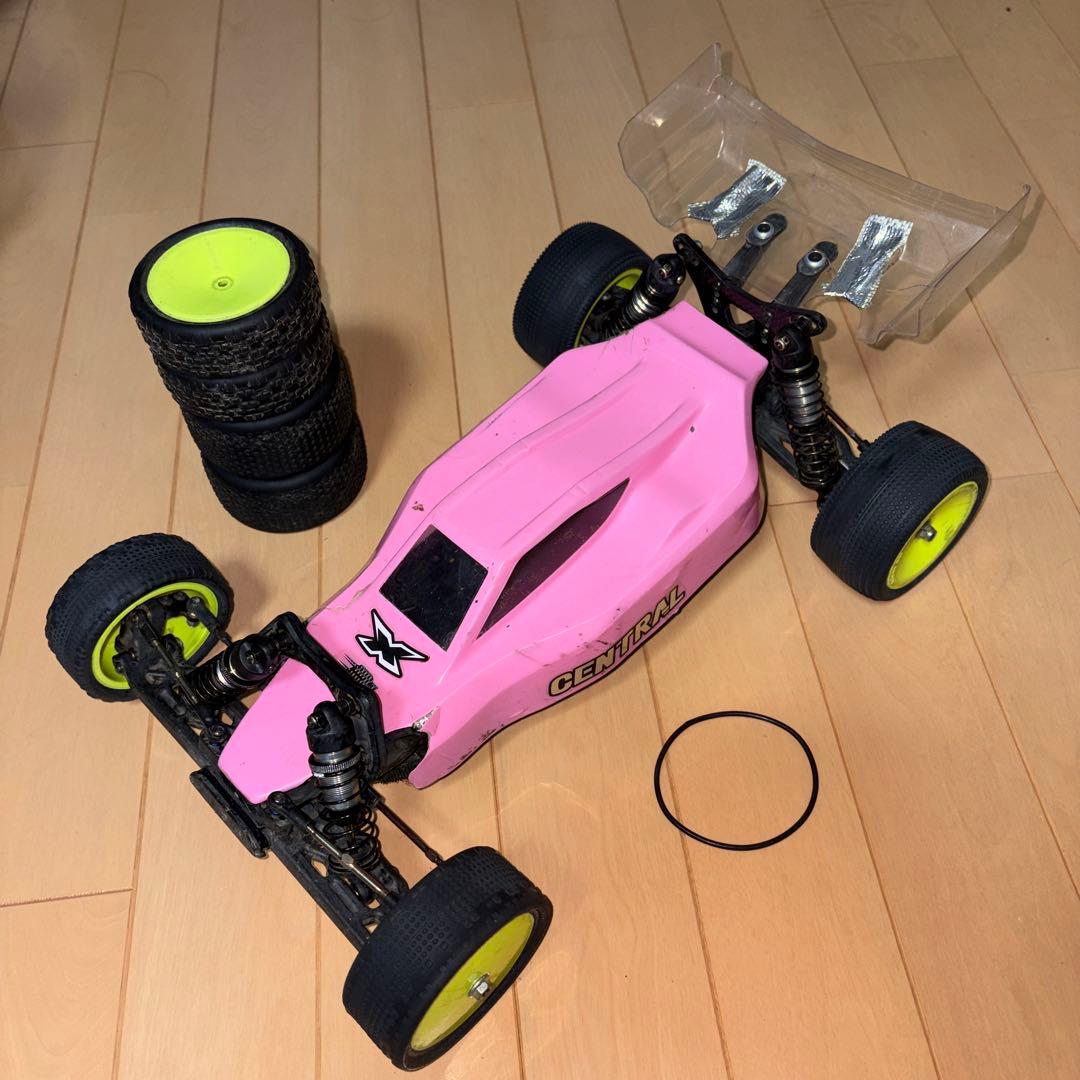 【中古】2WDバギー　XRAY XB2