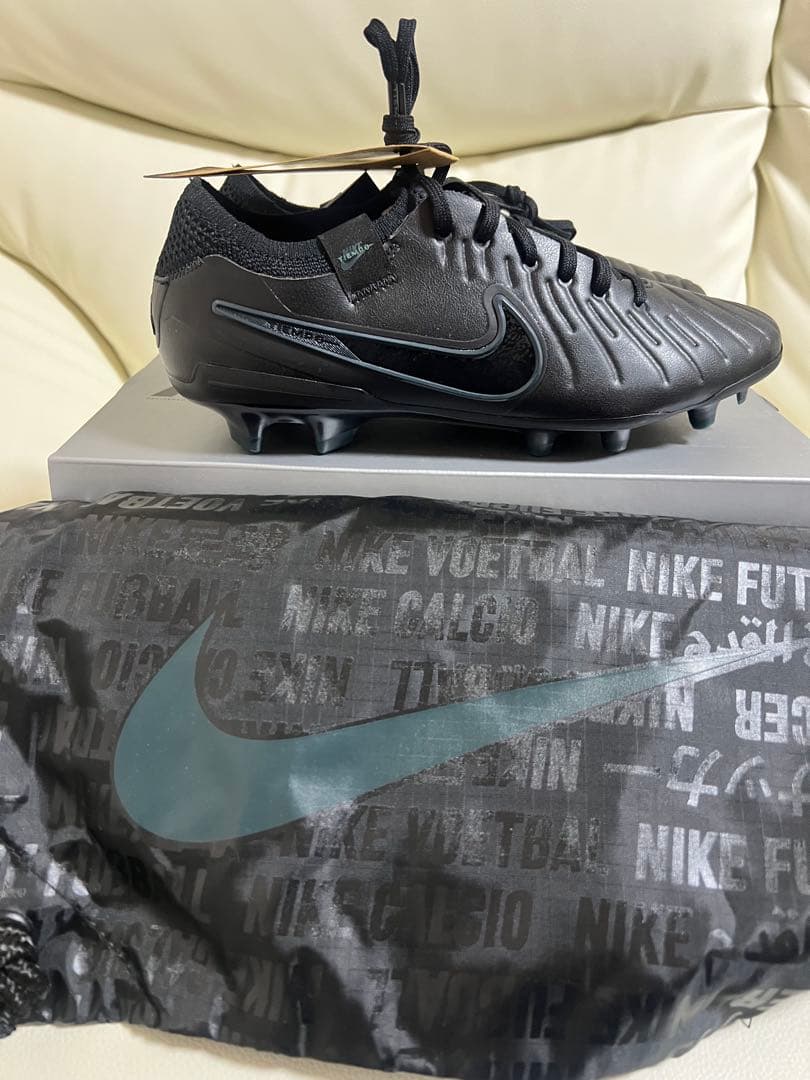 ナイキ ティエンポ レジェンド 10 エリート サッカーシューズ　23.5㎝