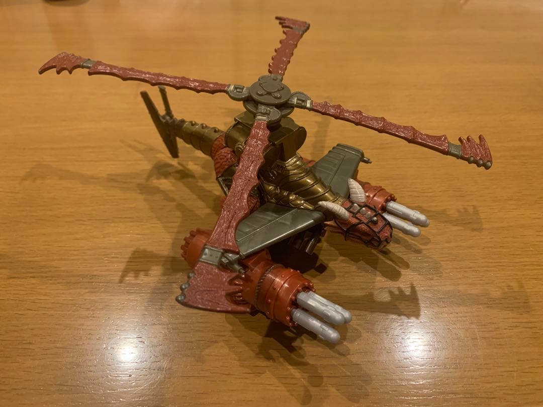 デュエルマスターズ　ガトリングワイバーン　フィギュア