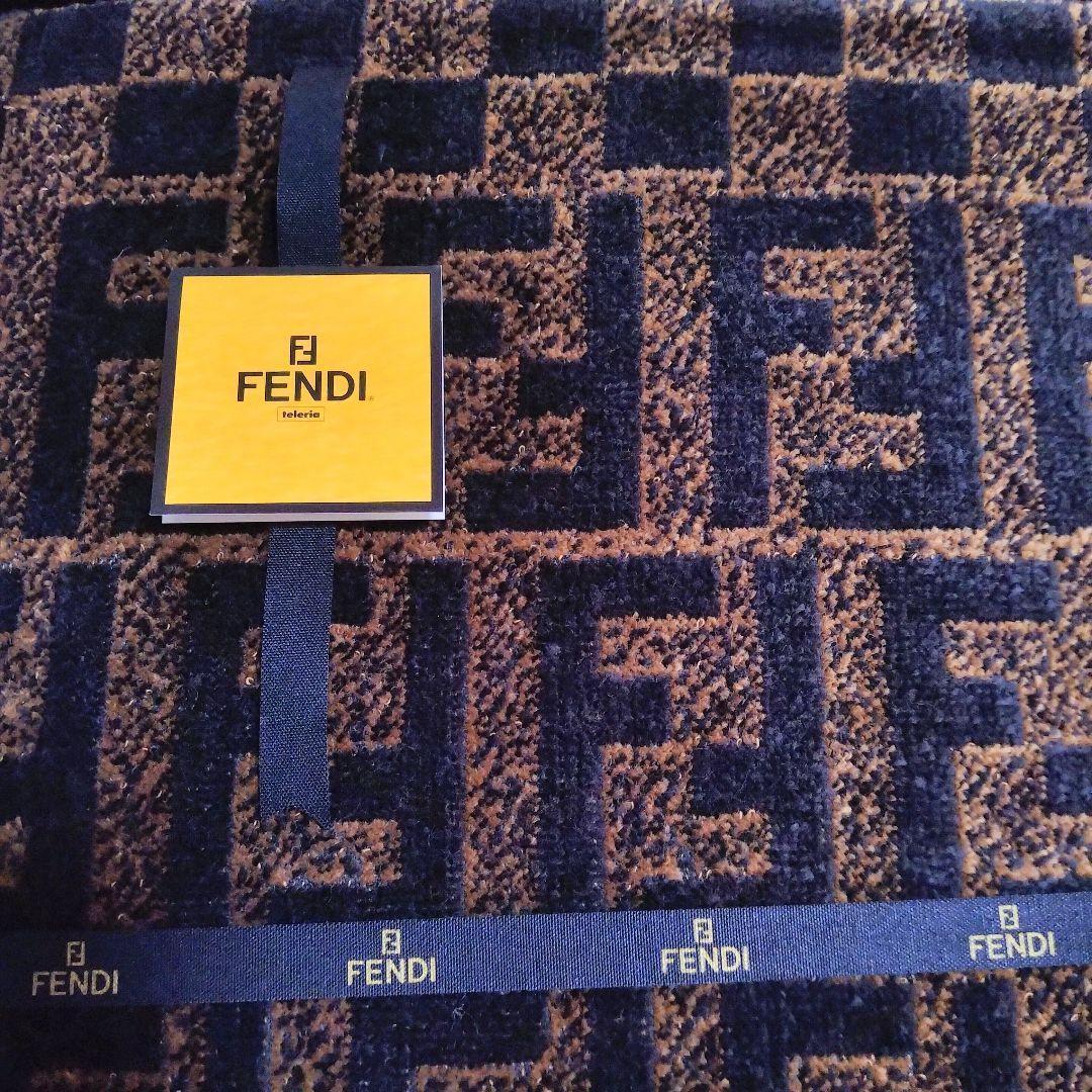 FENDI フェンディ 新品未使用品 バスタオル ズッカ柄 総柄 ジム ヨガ