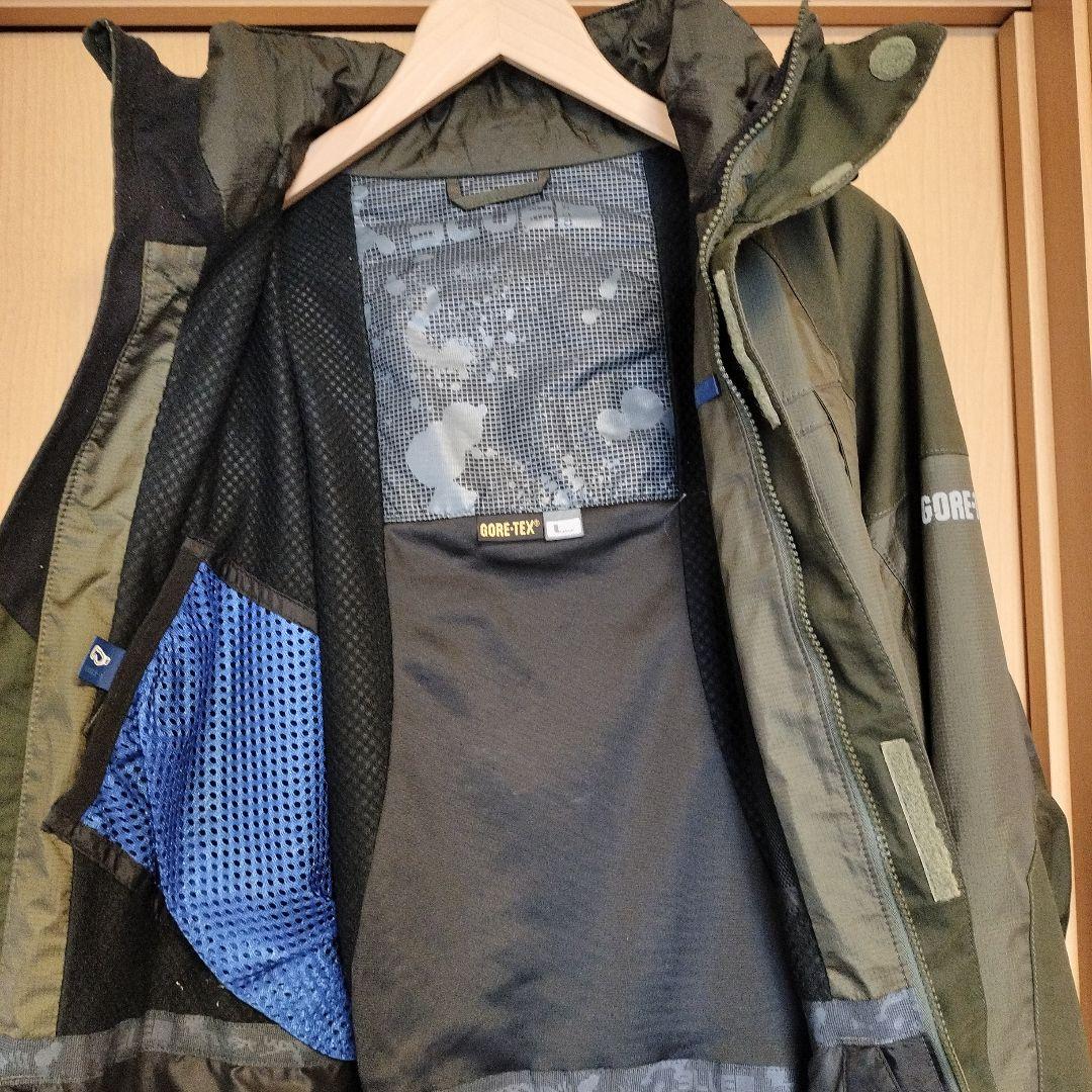 最上位モデルBLUEBLOOD　GORE-TEX　スノーボードウェアー上L下 O