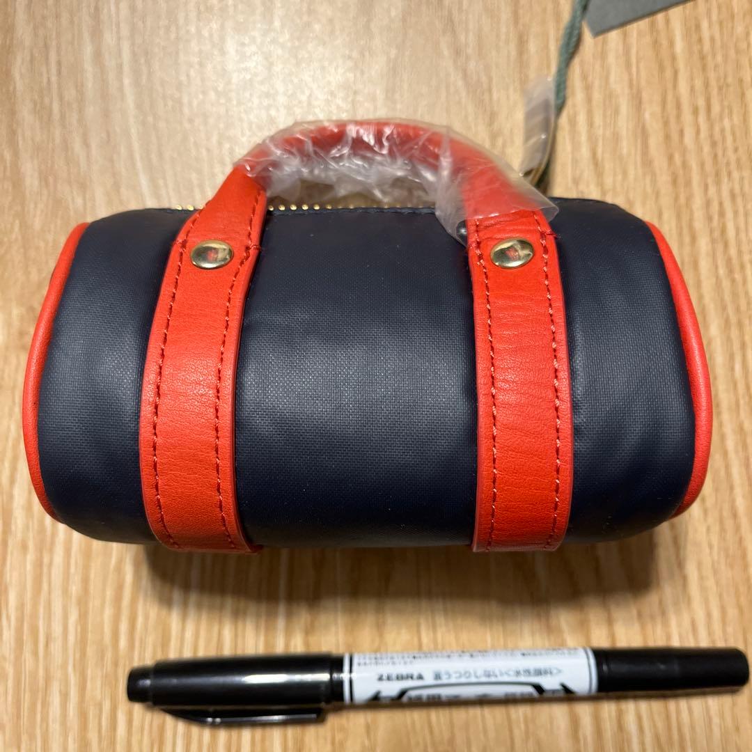 新品　未使用　ハンティングワールド　ノベルティ 小物入れ　ポーチ　クリスマス