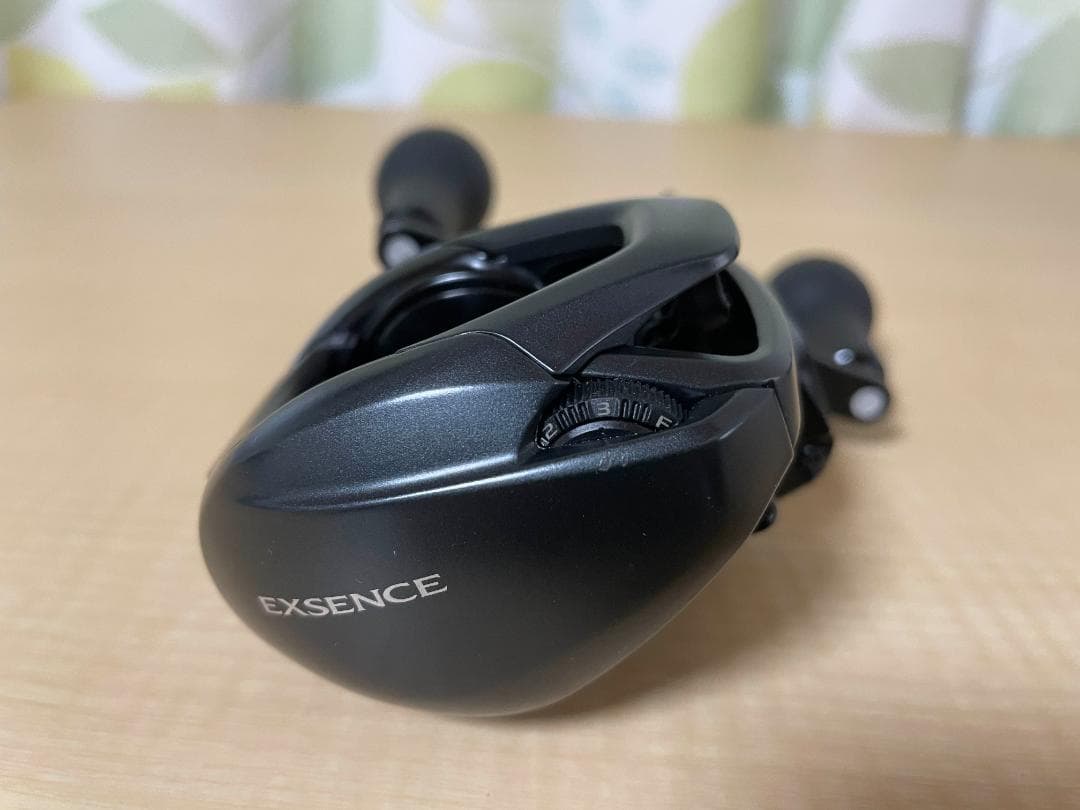 マ*イ様 SHIMANO EXSENCE DC SS HG 左ハンドルリール　M