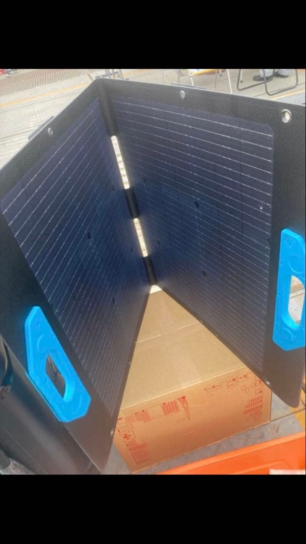 ANKER 折りたたみソーラーパネル