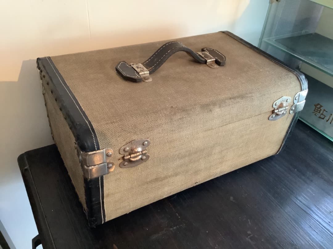 イタリア　アンティーク　バニティーケース　マセラティ　フェラーリ　フィアット