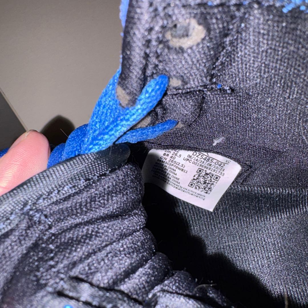 NIKE スニーカー