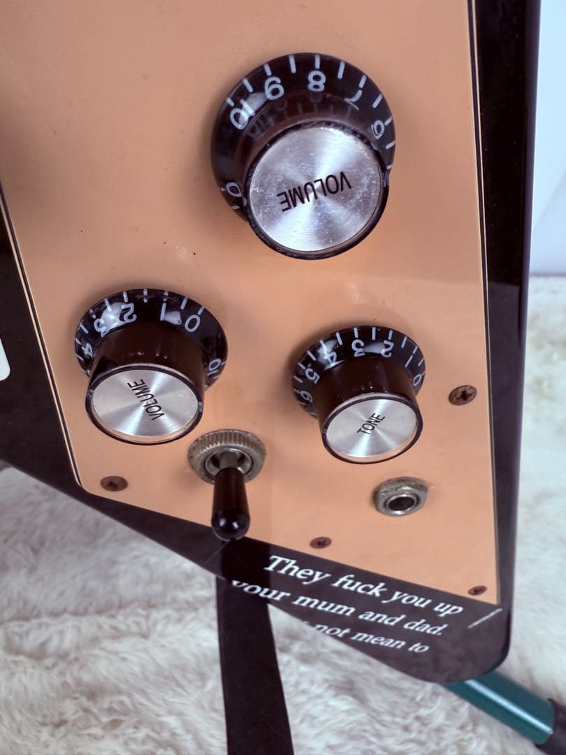 音出し良好♪Tokai FV-58 Flying V エレキギター ケース付き