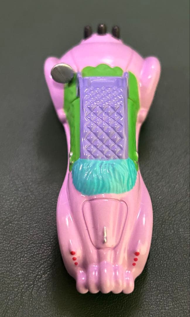 ディズニー トミカ セリアのクーペ