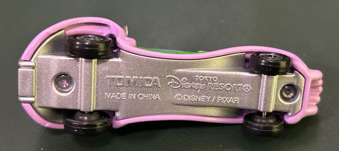 ディズニー トミカ セリアのクーペ
