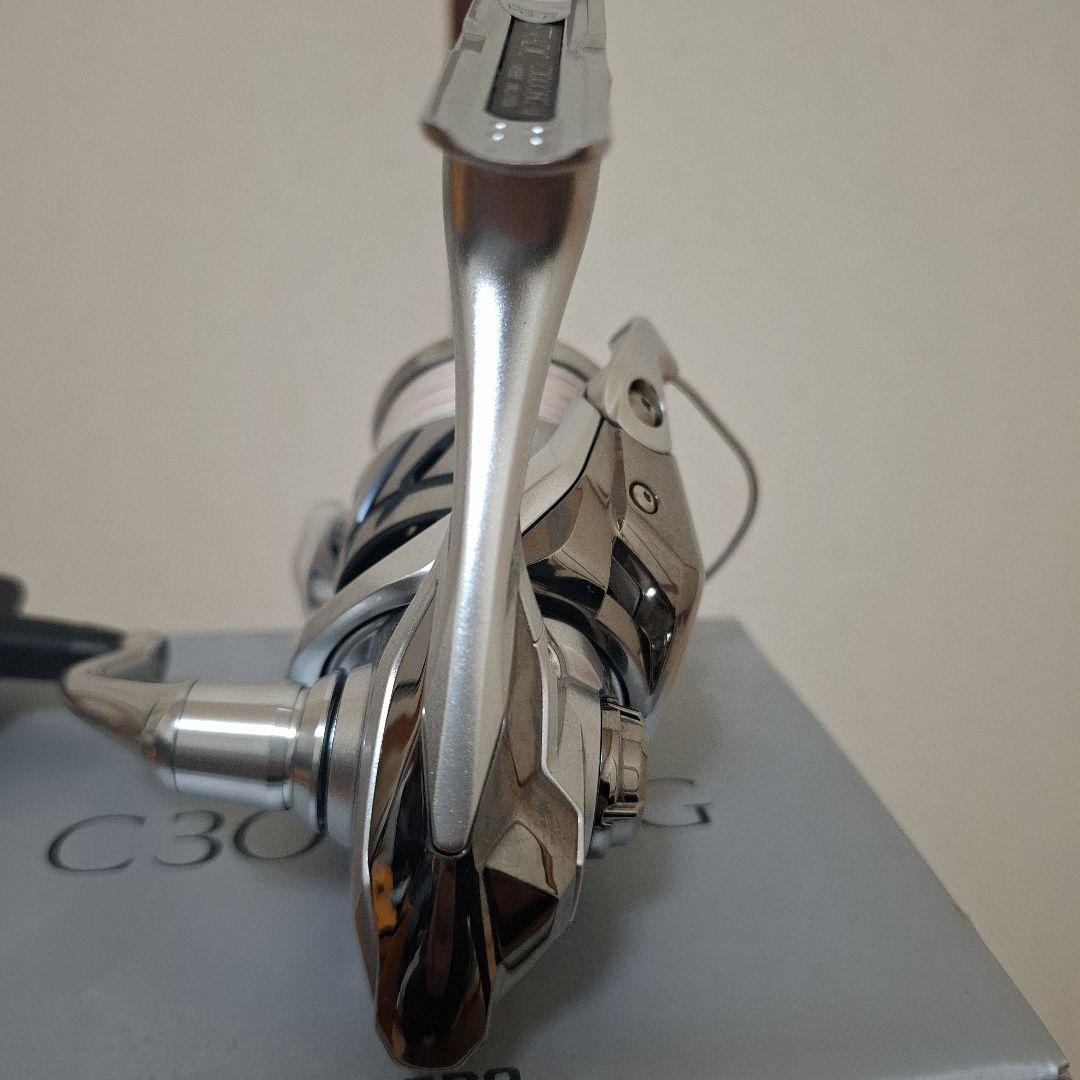 23 ストラディック C3000HG スピニングリール