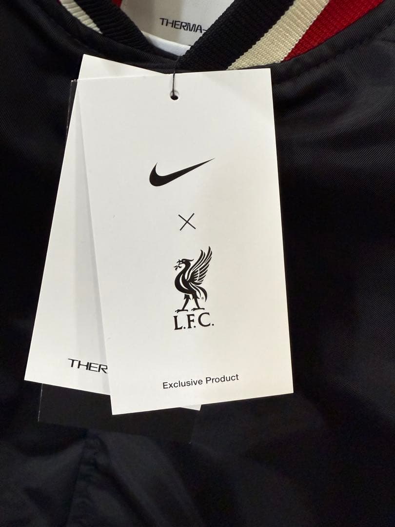 【新品】 リバプールFC エアーマックス ダグアウトジャケット AirMax L