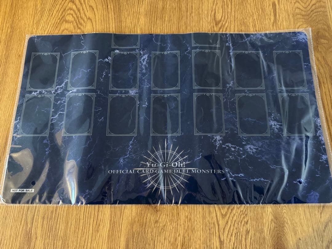 遊戯王　DKC（デュエリストキングカップ）プレイマット　ブルー　青