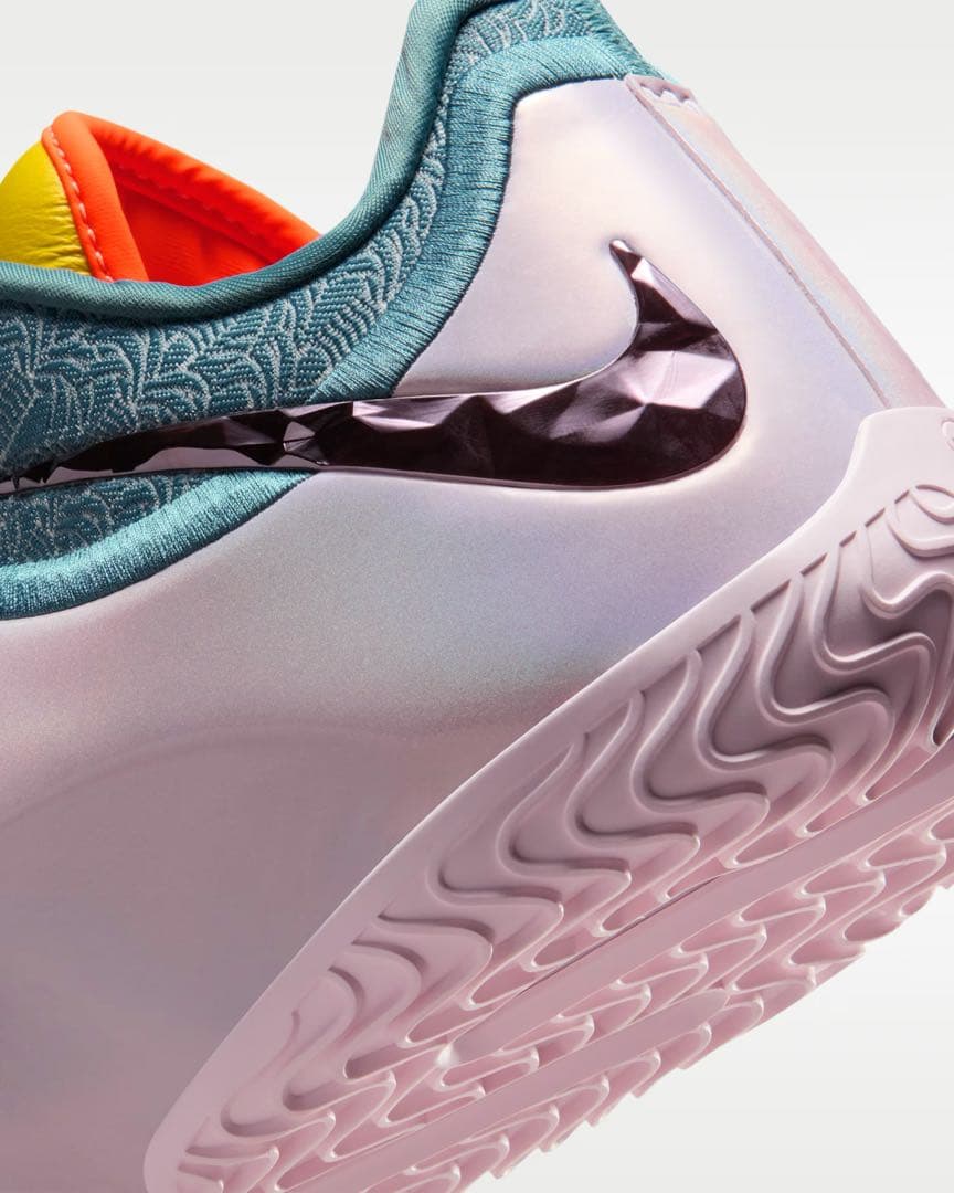 ナイキ　レブロン23 Miami Twice マイアミ バスケットシューズ