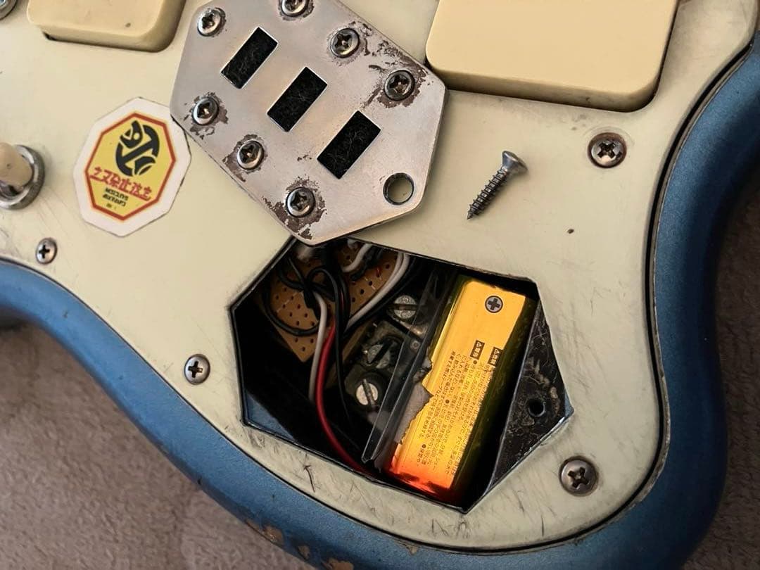 s*r様 ジャズマスタータイプ　エフェクター内蔵コンポーネントギター