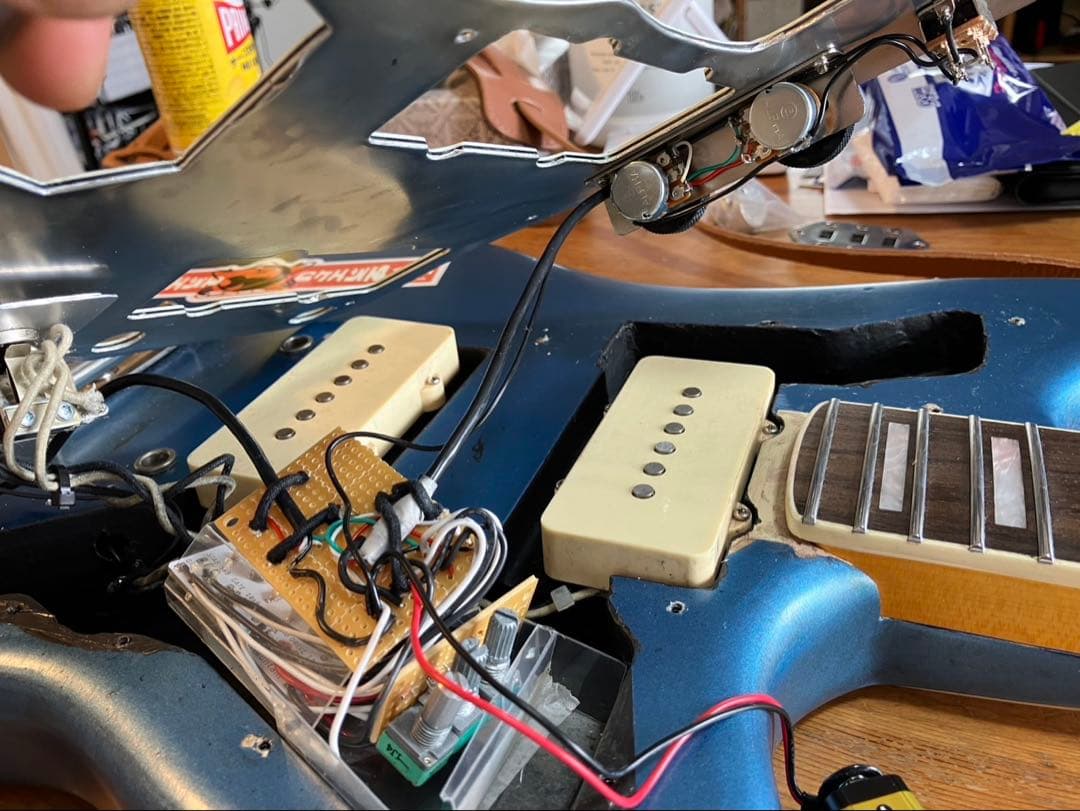 s*r様 ジャズマスタータイプ　エフェクター内蔵コンポーネントギター