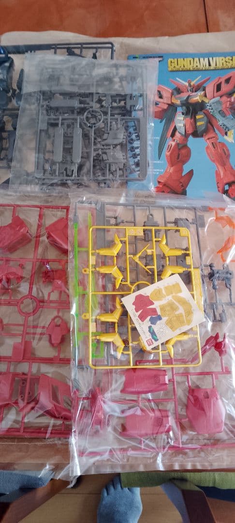 NRX-0013 ガンダムヴァサーゴ（1/100）HG