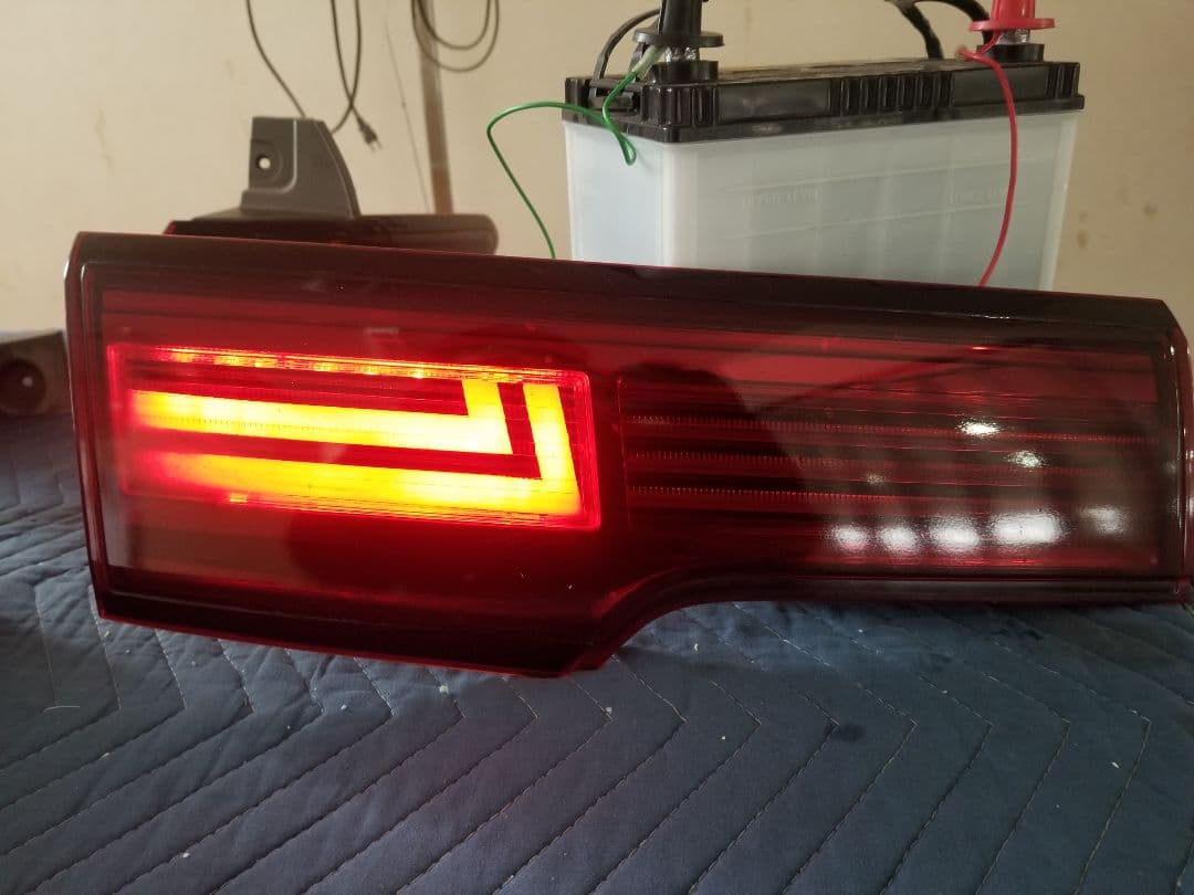 E52 エルグランド ワンオフ LEDテールセット