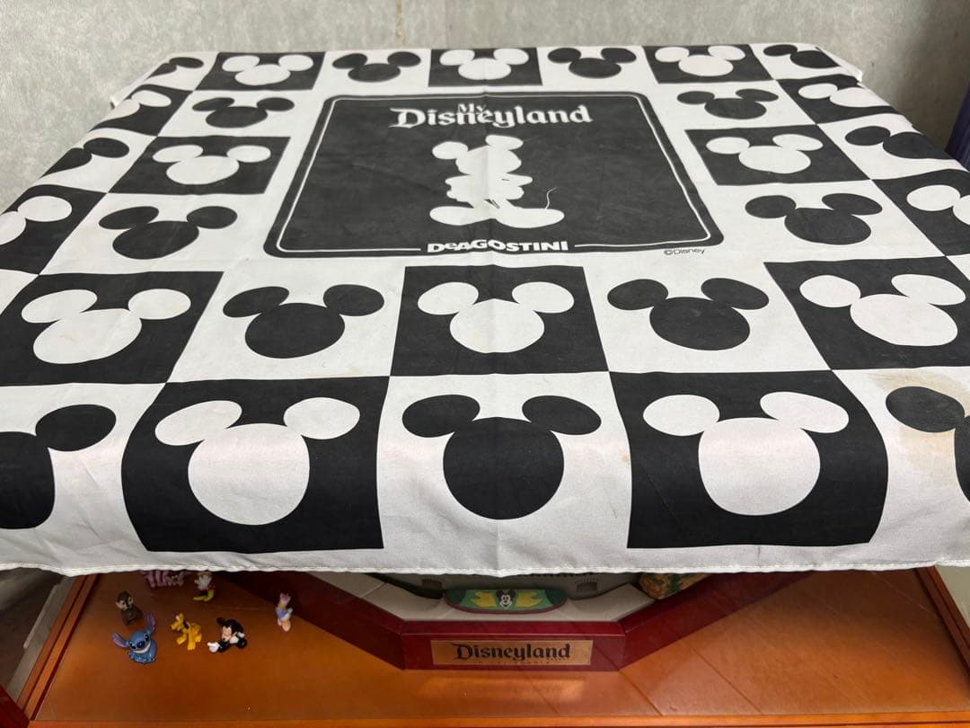 【お値下げしました】ディアゴスティーニ ディズニーランド ジオラマ 完成品